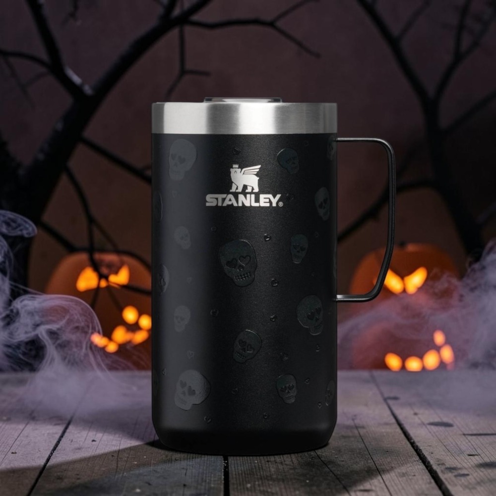Stanley 24oz Stay Hot Mug Sweetheart Skulls